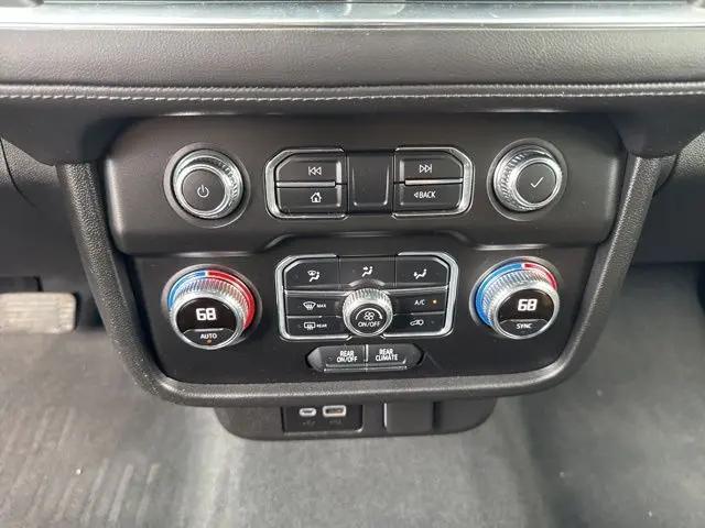 2022 GMC Yukon 4WD SLE