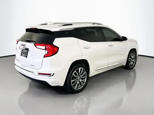 2024 GMC Terrain AWD Denali