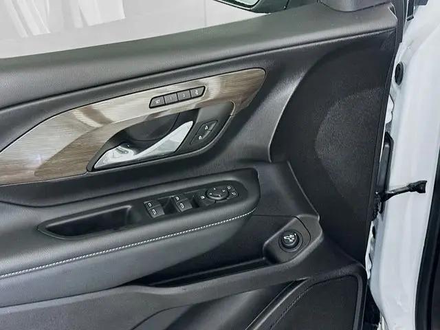 2024 GMC Terrain AWD Denali
