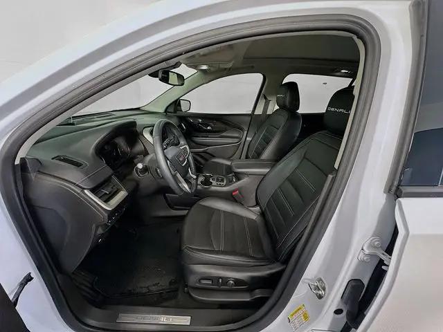 2024 GMC Terrain AWD Denali