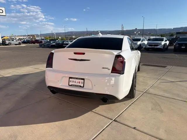 2023 Chrysler 300 300C