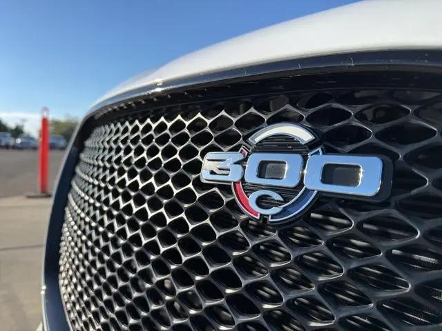 2023 Chrysler 300 300C