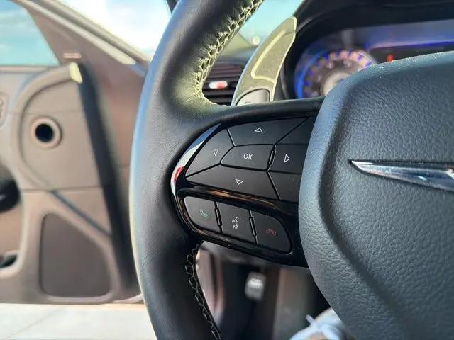 2023 Chrysler 300 300C