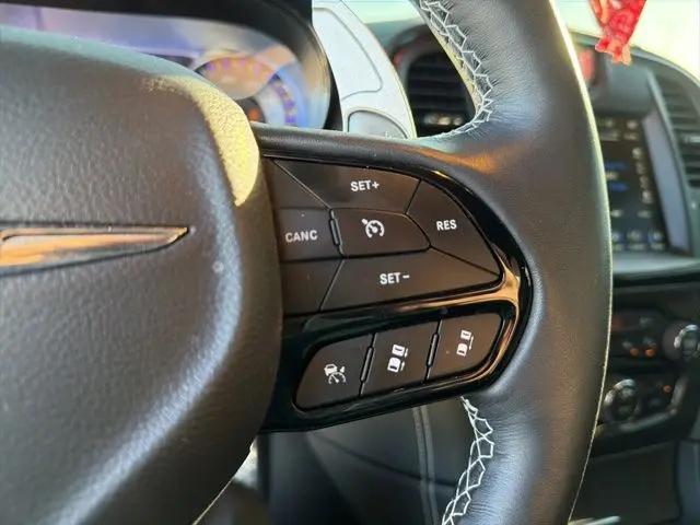 2023 Chrysler 300 300C