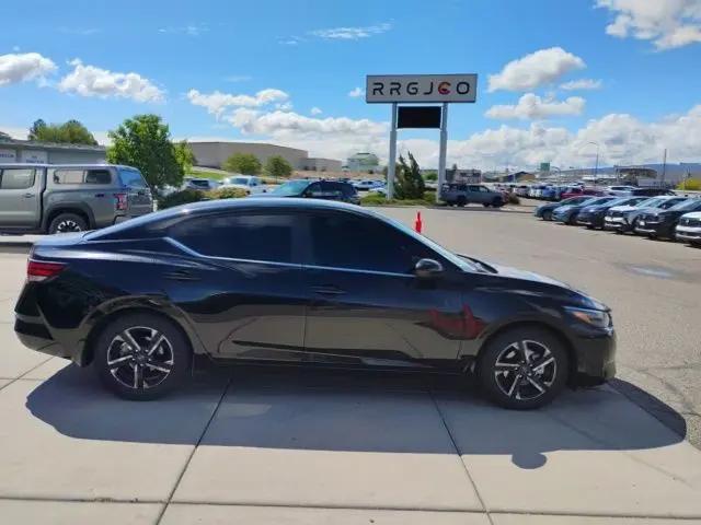 2024 Nissan Sentra SV Xtronic CVT
