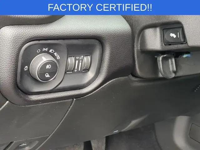 2025 Ram 3500 Laramie Crew Cab 4x4 8' Box