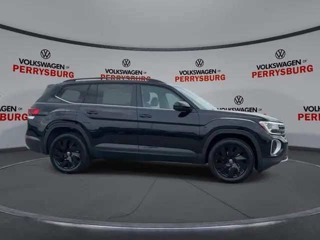 2026 Volkswagen Atlas SE with Technology