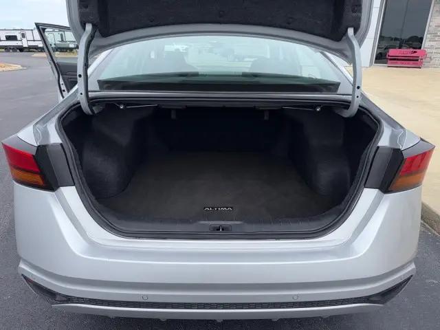 2024 Nissan Altima SV FWD