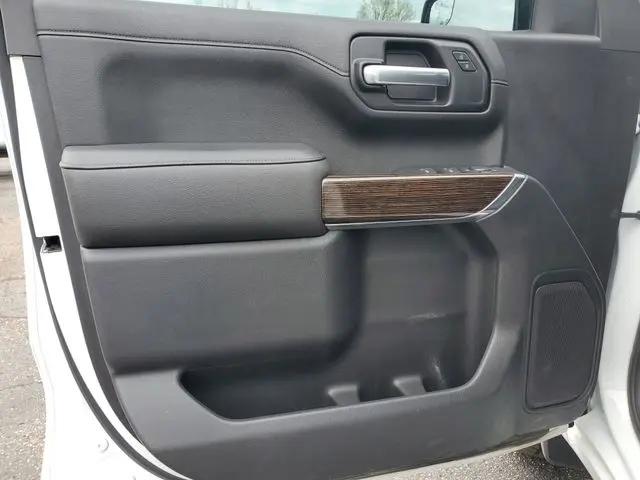 2021 GMC Sierra 1500 4WD Crew Cab Short Box Elevation