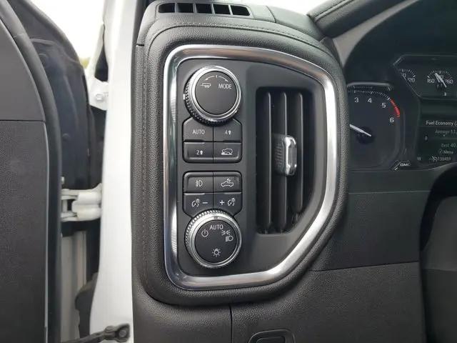 2021 GMC Sierra 1500 4WD Crew Cab Short Box Elevation