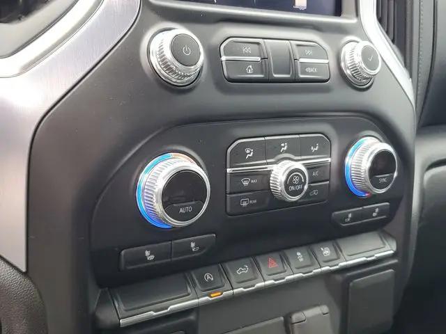 2021 GMC Sierra 1500 4WD Crew Cab Short Box Elevation