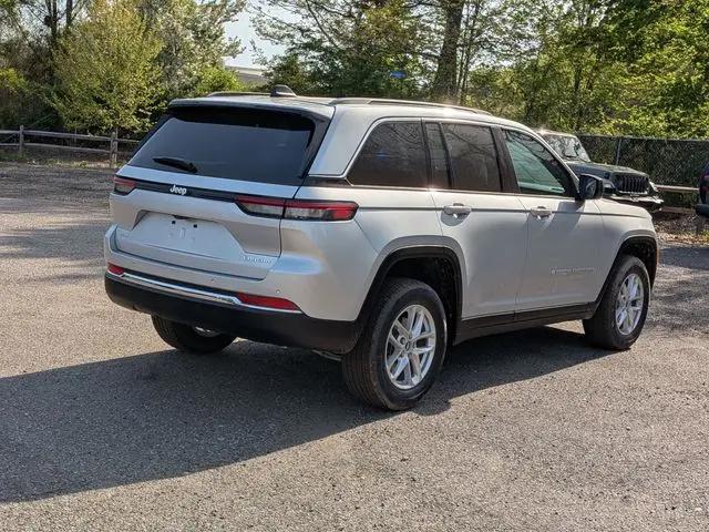 2026 Jeep Grand Cherokee Altitude 4x4