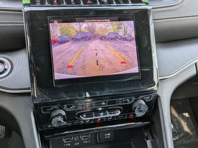 2026 Jeep Grand Cherokee Altitude 4x4