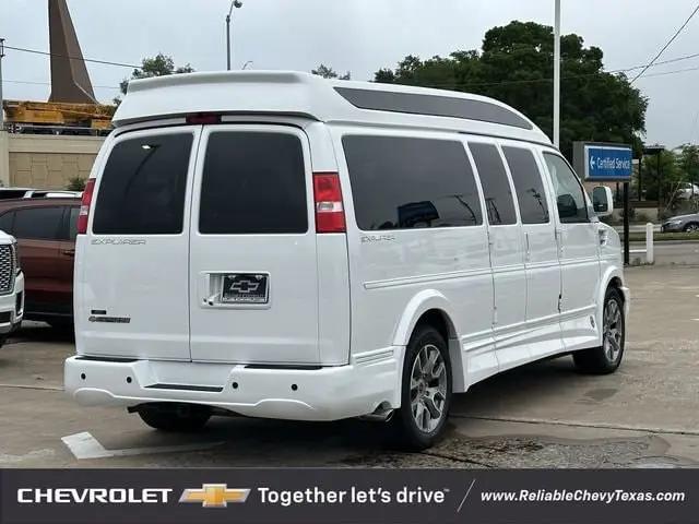 2026 Chevrolet Express Cargo Van 2500 Extended Wheelbase, WT, RWD