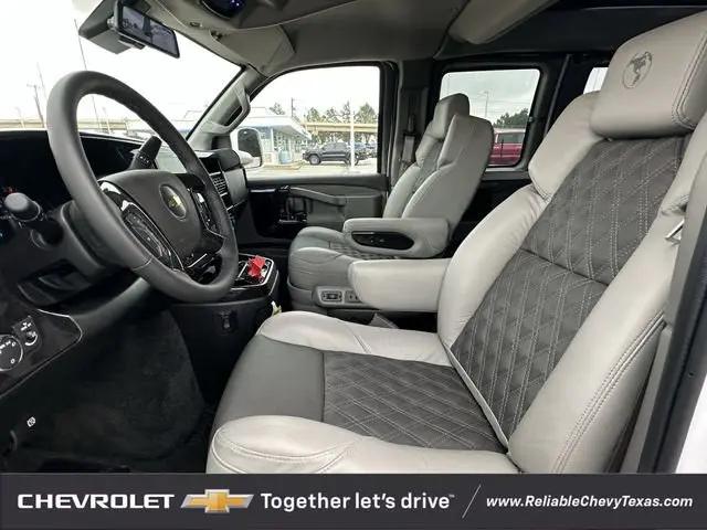 2026 Chevrolet Express Cargo Van 2500 Extended Wheelbase, WT, RWD