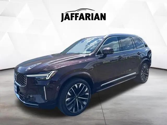 2025 Volvo XC90 B5 Plus 7-Seater