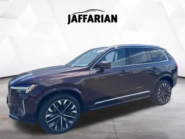 2025 Volvo XC90 B5 Plus 7-Seater