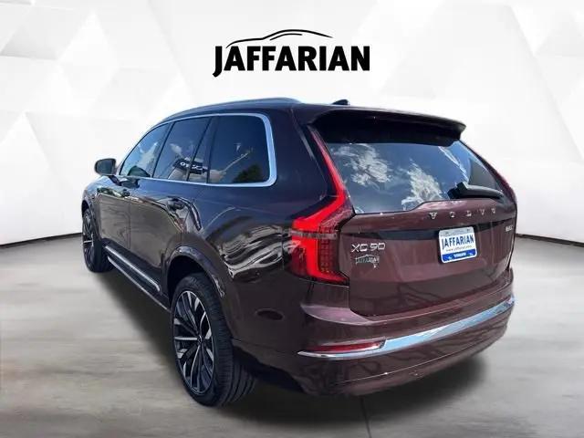 2025 Volvo XC90 B5 Plus 7-Seater