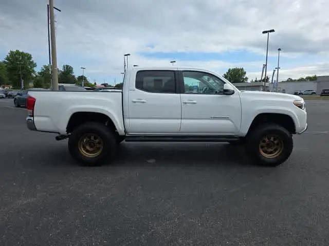 2017 Toyota Tacoma SR5 V6