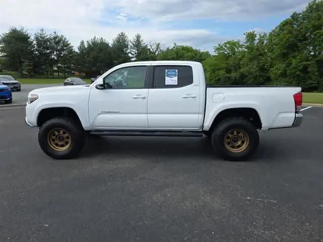 2017 Toyota Tacoma SR5 V6