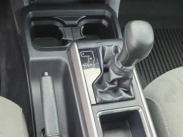 2017 Toyota Tacoma SR5 V6