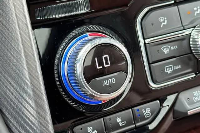 2024 GMC Yukon 4WD Denali Ultimate