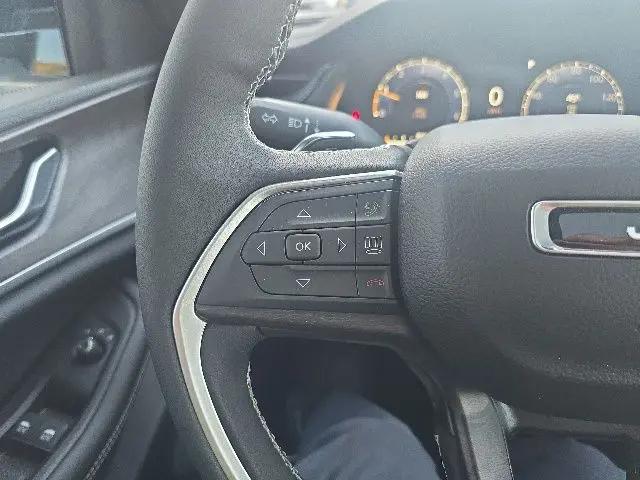 2026 Jeep Grand Cherokee Altitude 4x4