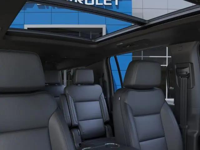2026 Chevrolet Suburban Z71, 4WD