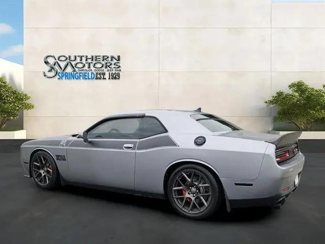 2016 Dodge Challenger 392 Hemi Scat Pack Shaker