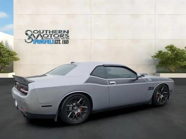 2016 Dodge Challenger 392 Hemi Scat Pack Shaker