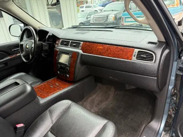 2012 Chevrolet Avalanche LTZ