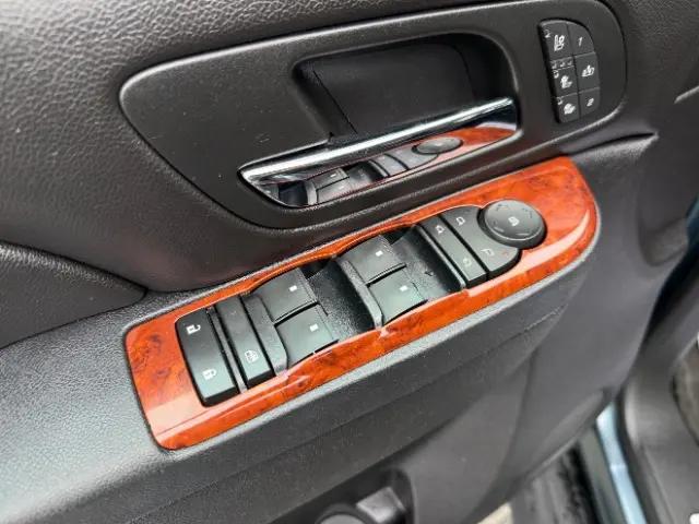 2012 Chevrolet Avalanche LTZ