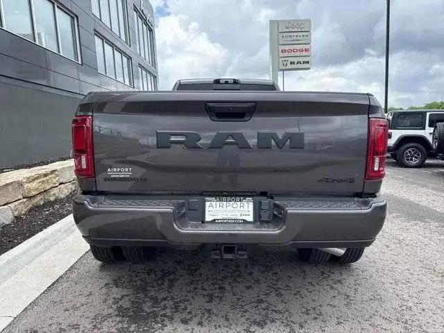2026 Ram 3500 Big Horn Crew Cab 4x4 8' Box