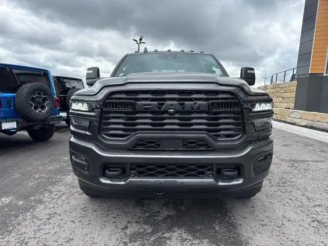 2026 Ram 3500 Big Horn Crew Cab 4x4 8' Box