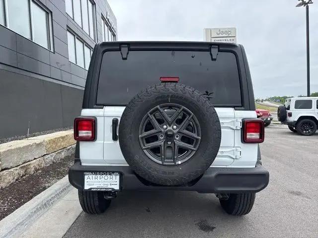 2026 Jeep Wrangler 4-Door Sport RHD 4x4