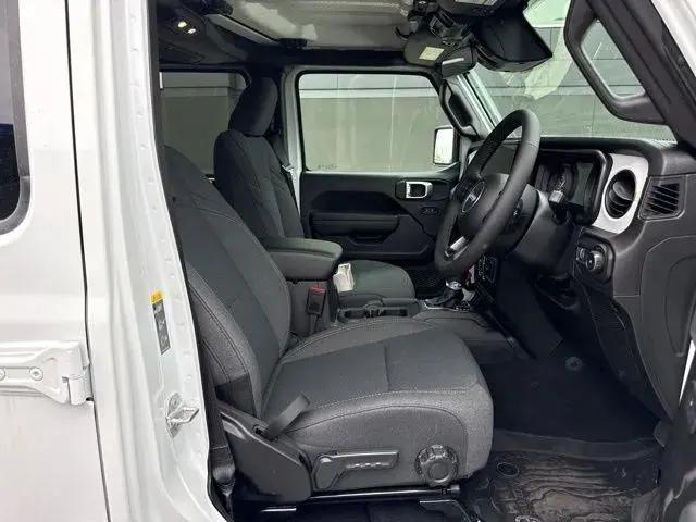 2026 Jeep Wrangler 4-Door Sport RHD 4x4