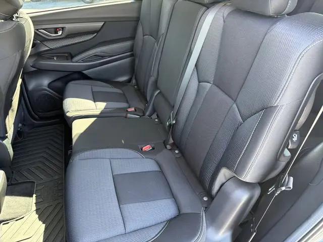2024 Subaru Ascent Premium 8-Passenger
