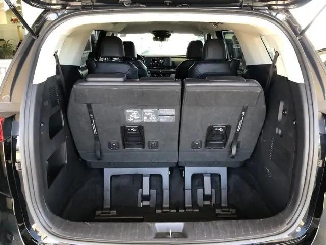 2024 Kia Carnival MPV LX Seat Package