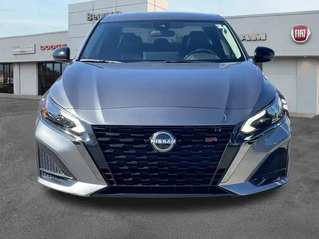 2023 Nissan Altima SR FWD
