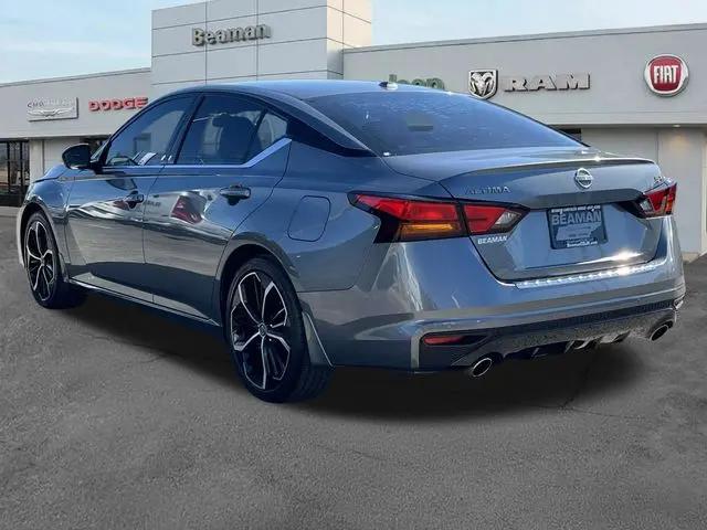 2023 Nissan Altima SR FWD