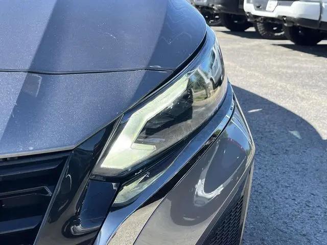 2023 Nissan Altima SR FWD