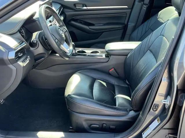 2023 Nissan Altima SR FWD