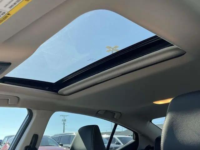 2023 Nissan Altima SR FWD