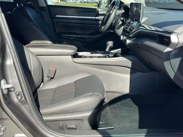 2023 Nissan Altima SR FWD