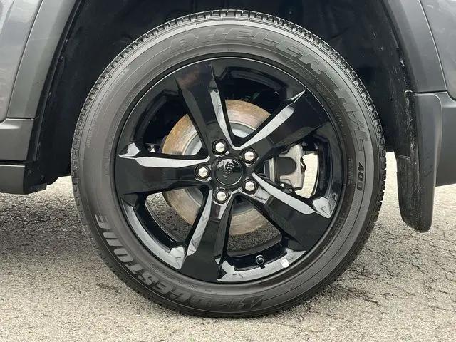 2025 Jeep Grand Cherokee L Altitude X 4x4