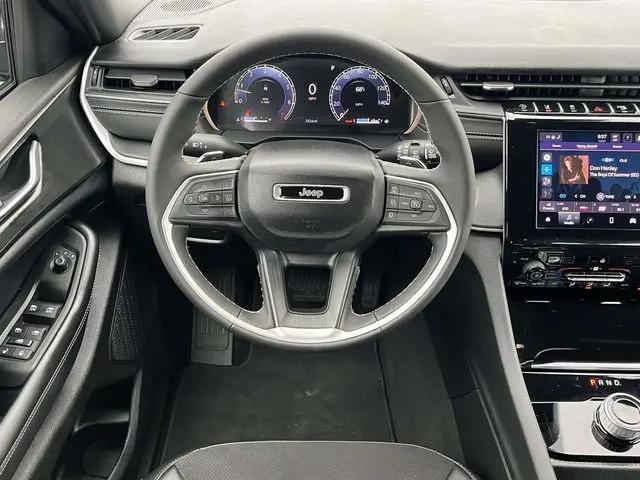 2025 Jeep Grand Cherokee L Altitude X 4x4