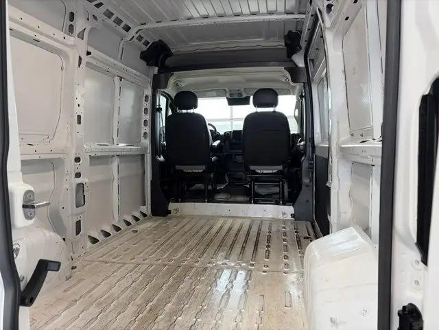 2025 Ram ProMaster 2500 Cargo Van Tradesman High Roof 136" WB w/Pass Seat
