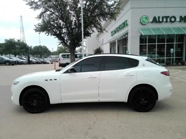 2019 Maserati Levante Standard