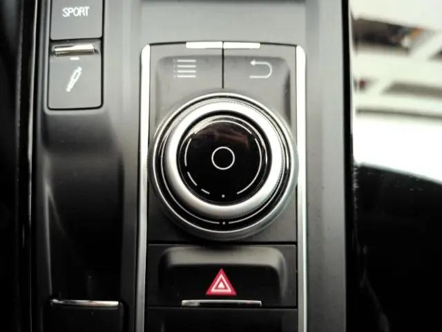2019 Maserati Levante Standard