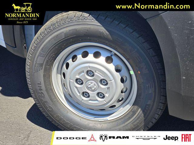 2026 Ram ProMaster Cargo Van Tradesman Low Roof 136 WB w/Pass Seat